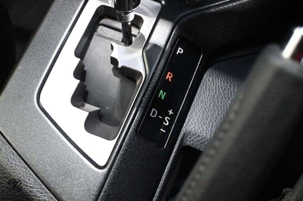 2018 Toyota RAV4 GXL AWD image 13