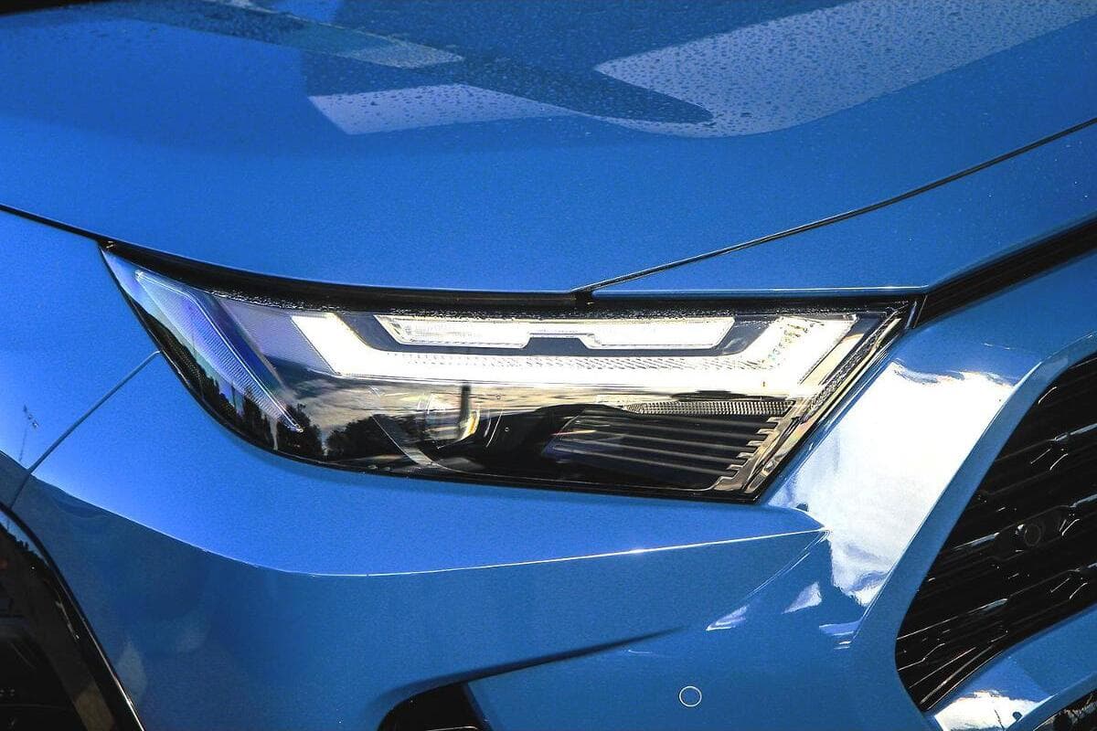 2024 Toyota RAV4 XSE Auto 2WD image 14