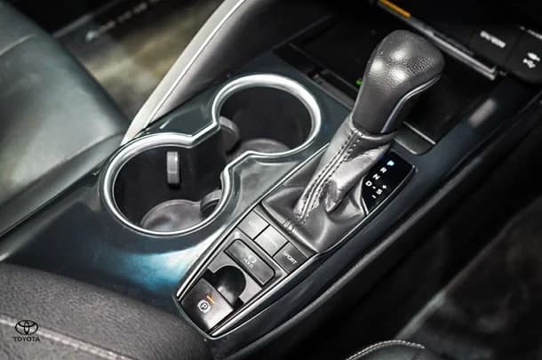 2019 Toyota Camry SX image 19