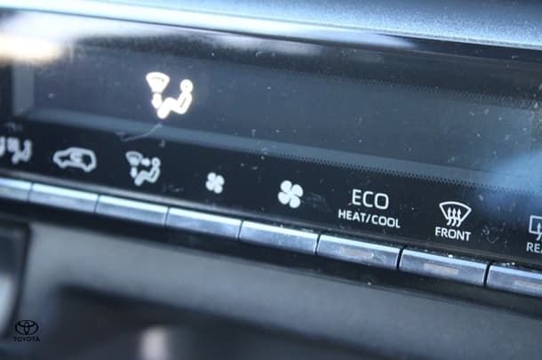 2021 Toyota RAV4 Hybrid GXL-2WD image 34