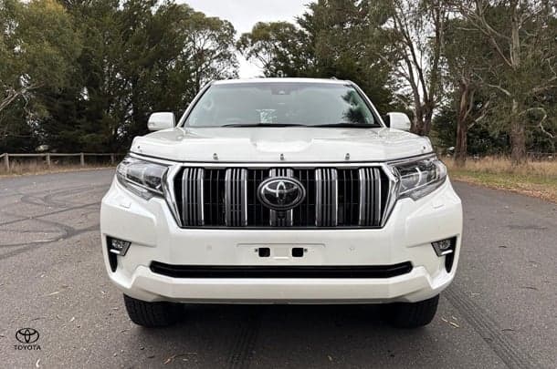 2021 Toyota Prado VX image 2
