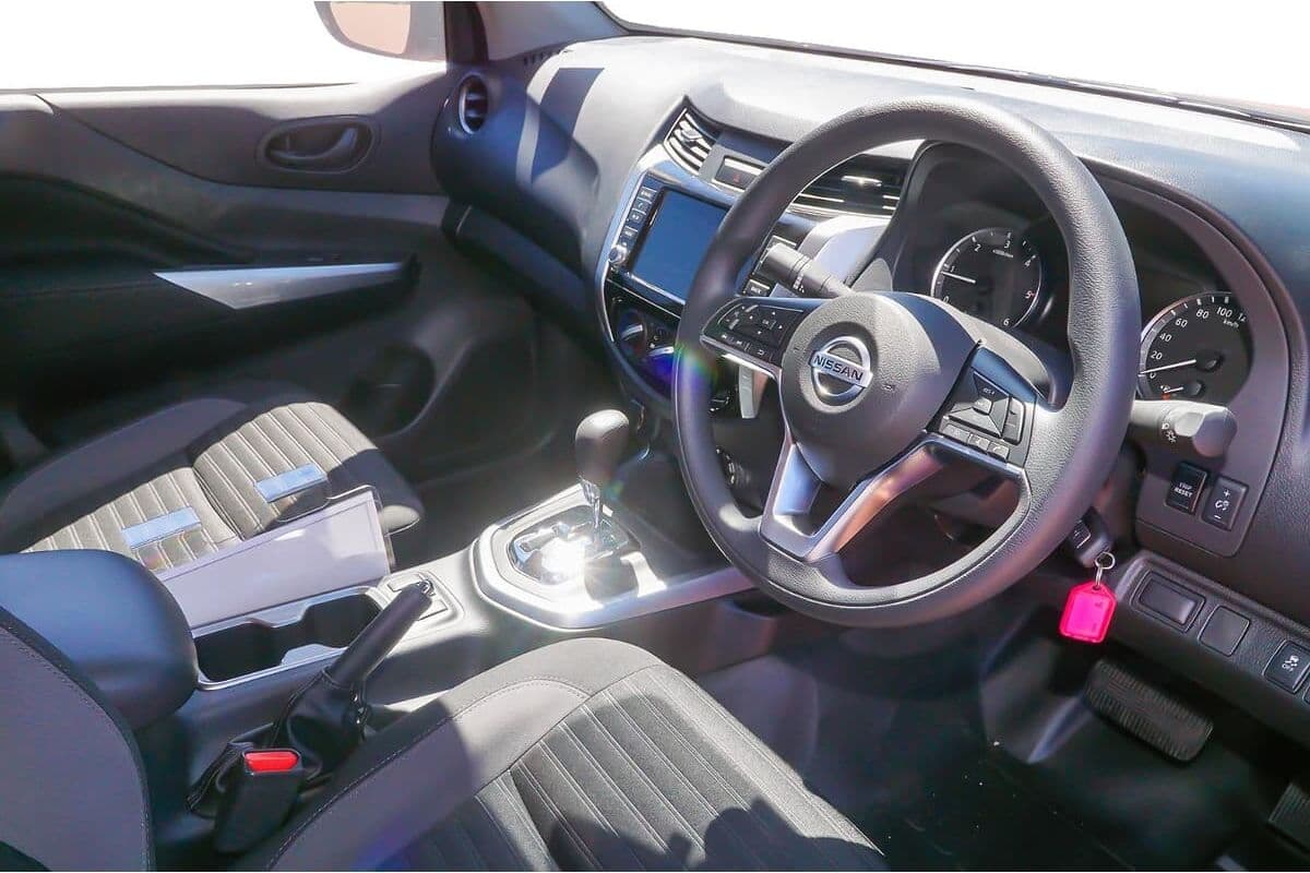 2025 Nissan Navara SL D23 Auto 4x4 MY24 Dual Cab image 9