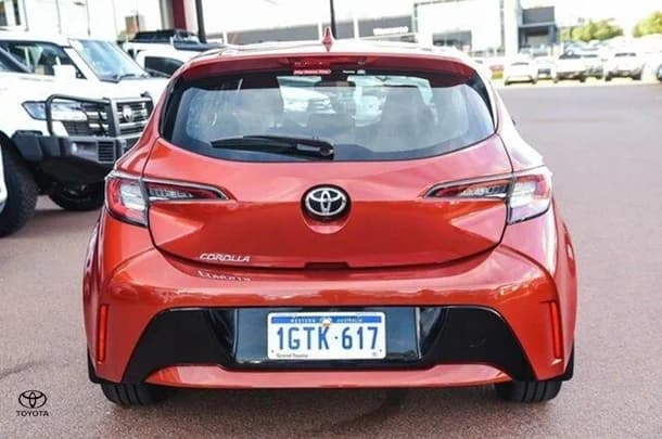 2018 Toyota COROLLA Ascent Sport image 5