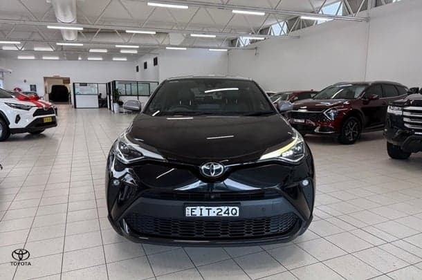 2019 Toyota CHR Koba AWD image 2