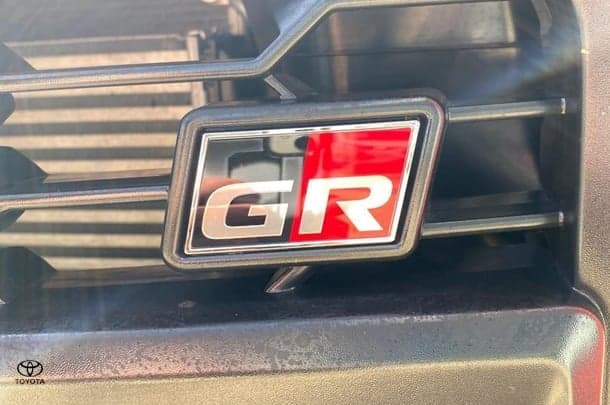 2023 Toyota Hilux GR Sport image 11