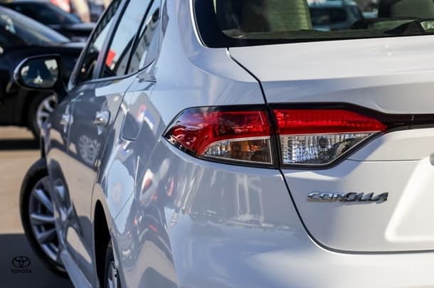 2023 Toyota Corolla Sedan Hybrid Ascent Sport image 21