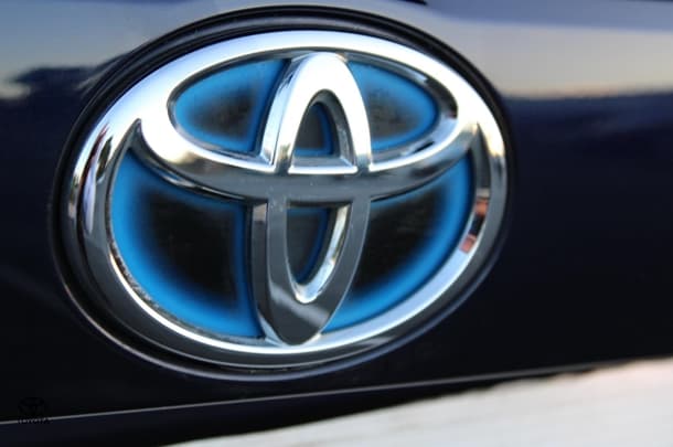 2020 Toyota RAV4 Hybrid GX-2WD image 8