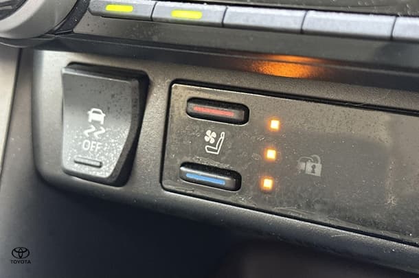 2022 Toyota RAV4 Cruiser 2WD image 26