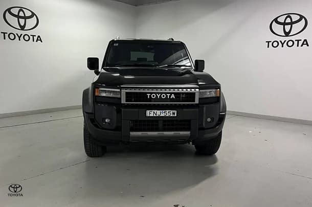 2025 Toyota Prado GXL image 2