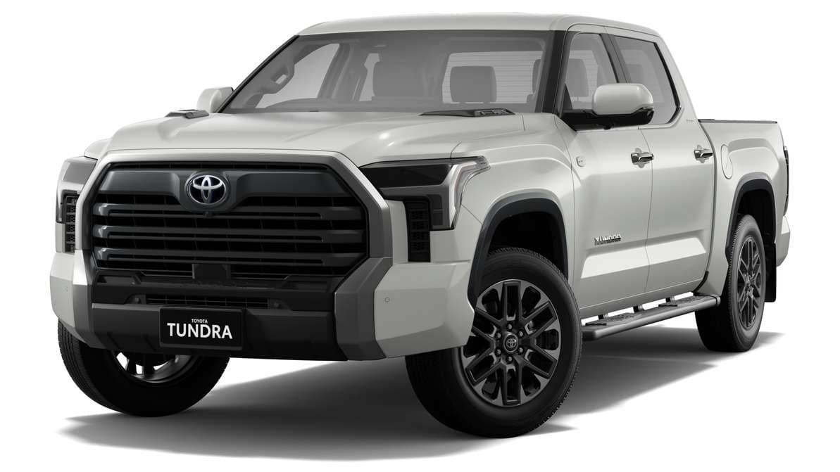 2024 Toyota Tundra Limited Double-Cab Pick-Up image 4