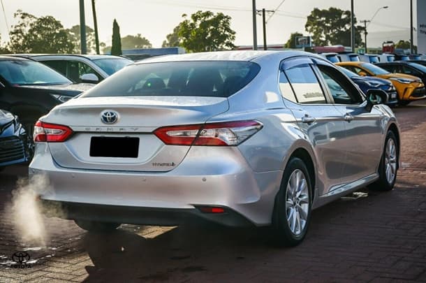 2019 Toyota Camry Hybrid Ascent image 8