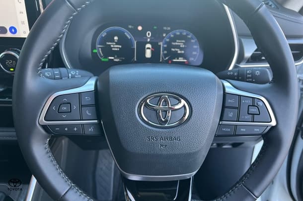 2024 Toyota Kluger Grande image 18