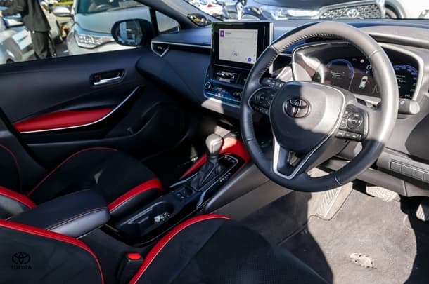 2023 Toyota Corolla ZR image 7