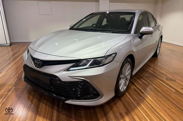 2021 Toyota Camry Ascent image 10