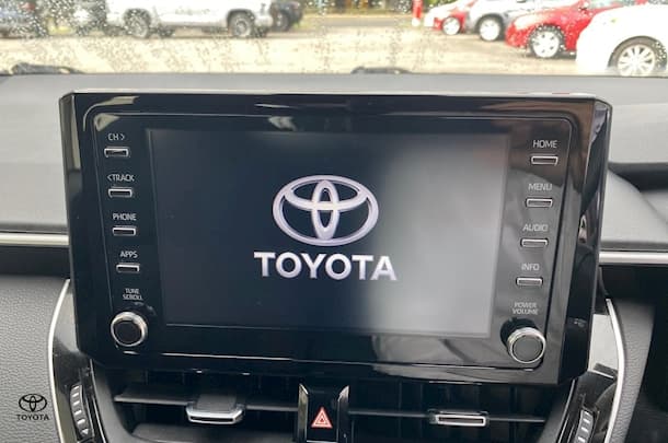 2021 Toyota Corolla Hatch Hybrid Ascent Sport image 9