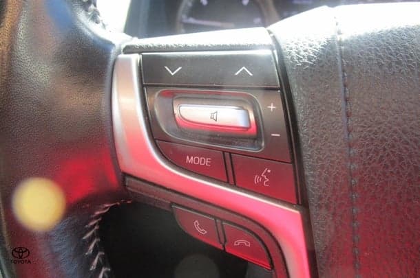 2019 Toyota Prado GXL image 18