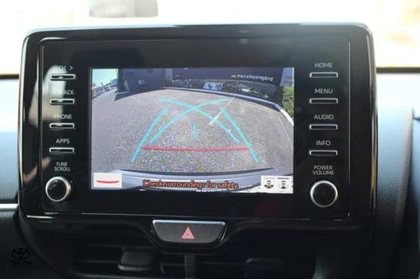 2023 Toyota Yaris Cross GX image 16