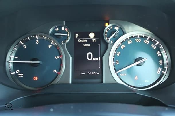 2022 Toyota Prado GXL image 35