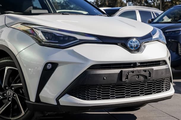 2022 Toyota C-HR Hybrid Koba 2WD image 18