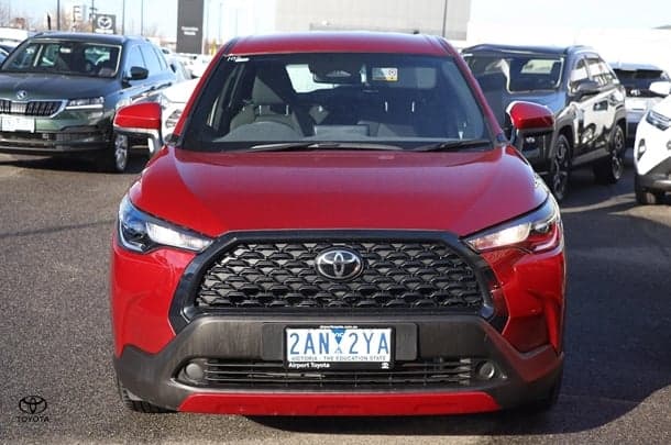 2024 Toyota Corolla Cross Hybrid GX image 9