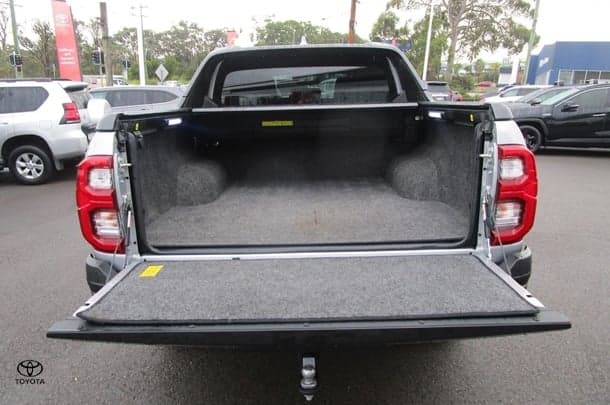2024 Toyota Hilux Rogue image 5