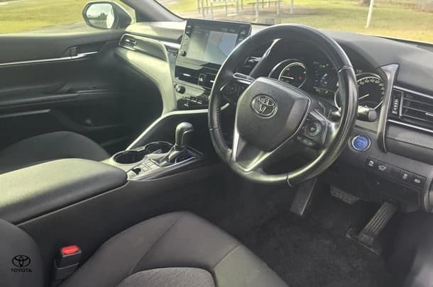 2021 Toyota Camry Hybrid Ascent Sport image 11