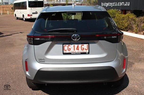 2023 Toyota Yaris Cross GX image 8