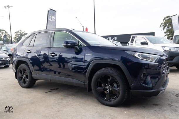 2021 Toyota RAV4 Hybrid Cruiser-AWD image 3
