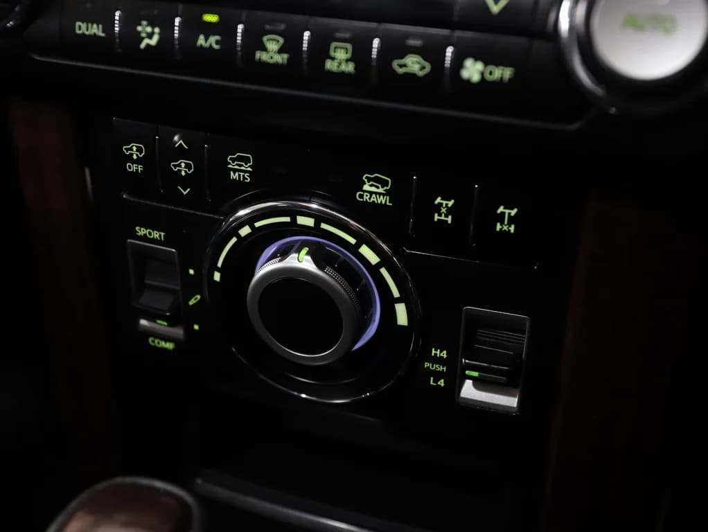 2017 Toyota Prado Kakadu image 16