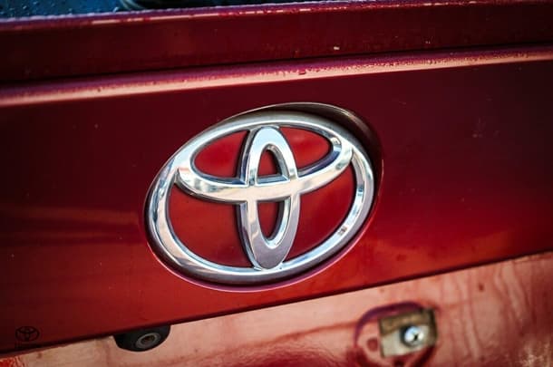 2017 Toyota C-HR L3 image 9