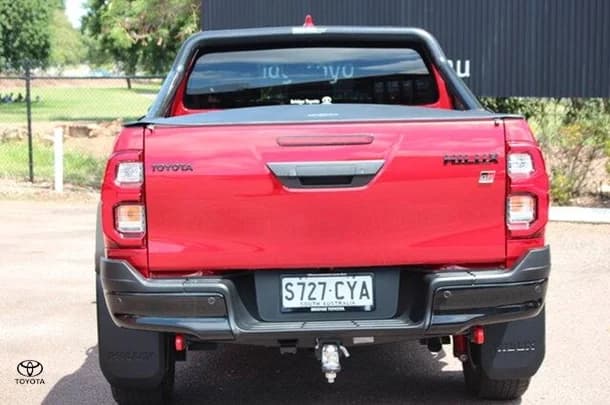 2023 Toyota Hilux GR-S image 5