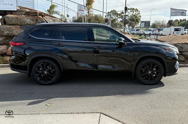 2023 Toyota Kluger 4x2 GRANDE image 2
