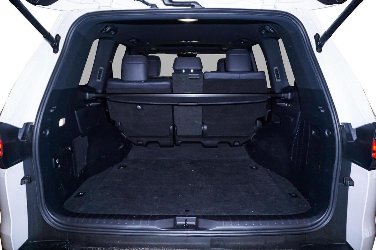2025 Lexus LX LX500d F Sport Auto 4x4 image 10
