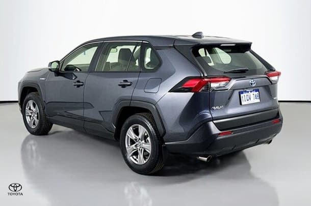 2023 Toyota Rav4 Hybrid GX image 6