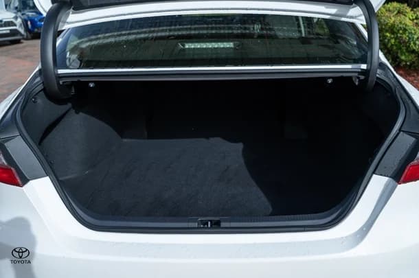 2024 TOYOTA Camry Hybrid Ascent image 26