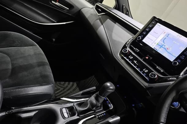 2022 Toyota Corolla ZR image 24