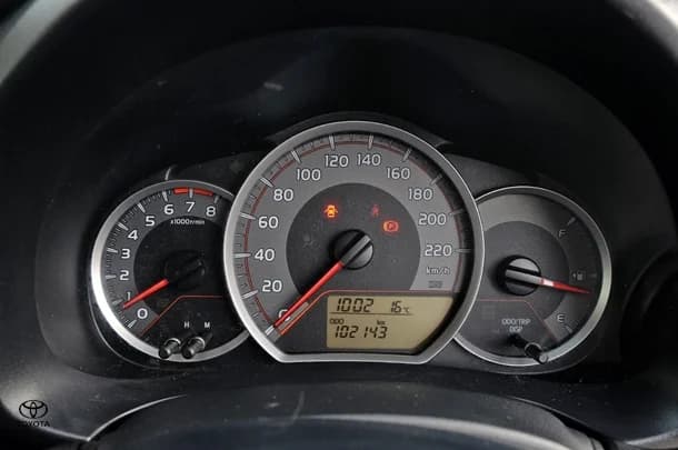 2019 Toyota Yaris Ascent image 10
