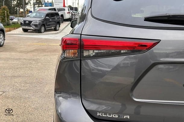 2023 Toyota Kluger Hybrid GX AWD image 9