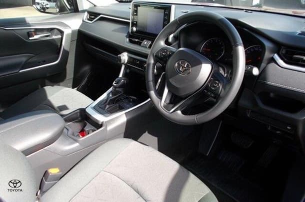 2020 Toyota RAV4 GXL-2WD image 18