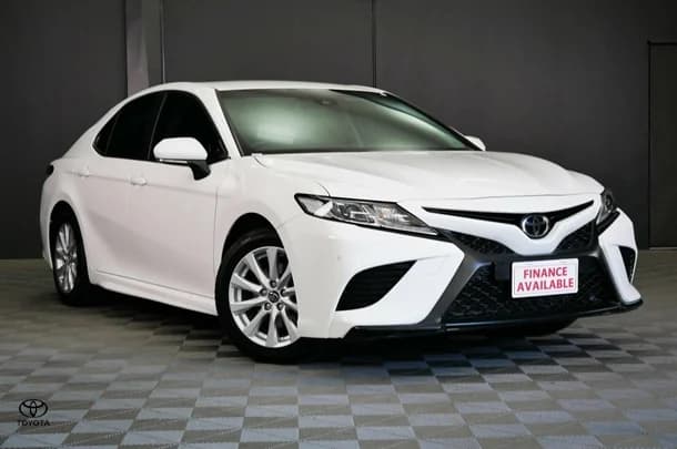 2018 Toyota Camry Ascent Sport image 1