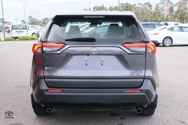 2022 Toyota RAV4 GX-2WD image 4