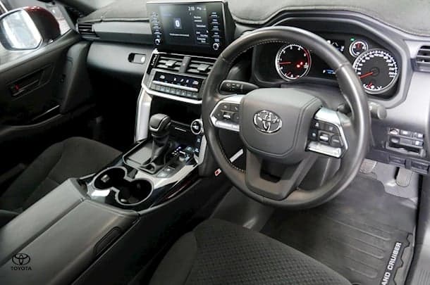 2024 Toyota Landcruiser GX image 8
