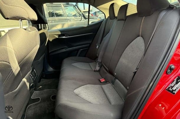 2019 Toyota Camry Hybrid Ascent Sport image 5
