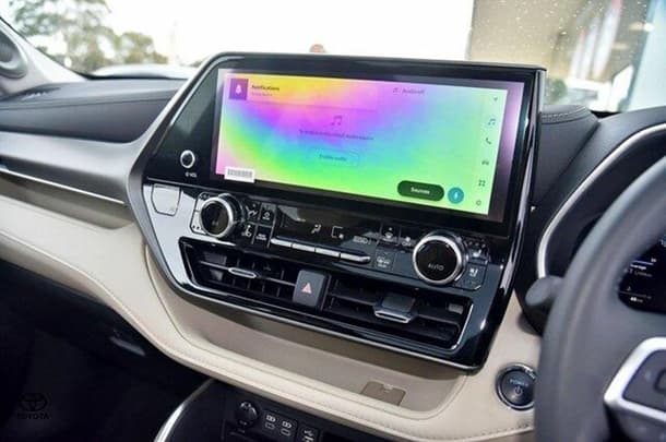 2023 Toyota Kluger Hybrid AWD GRANDE image 20