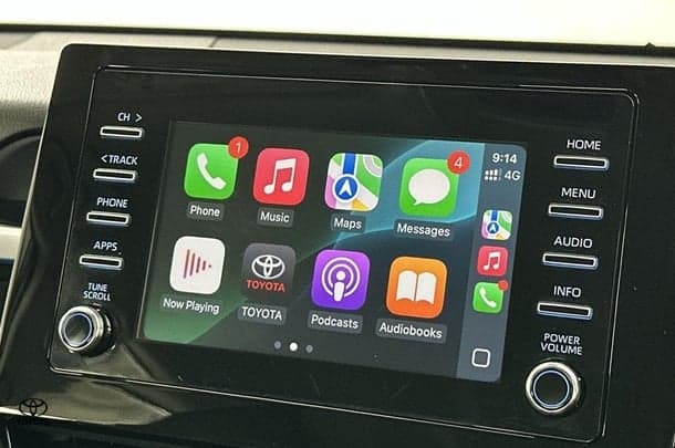 2023 Toyota Camry Hybrid Ascent image 3