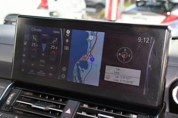 2023 Toyota Landcruiser VX image 12