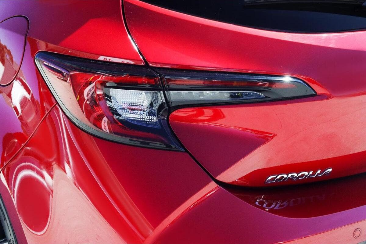 2024 Toyota Corolla ZR Hybrid Auto image 18