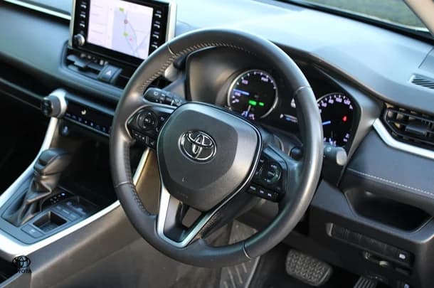 2020 Toyota RAV4 Hybrid GX-2WD image 20