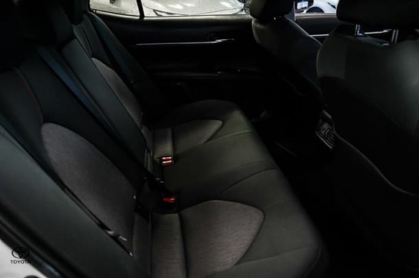 2020 Toyota Camry Hybrid Ascent image 11