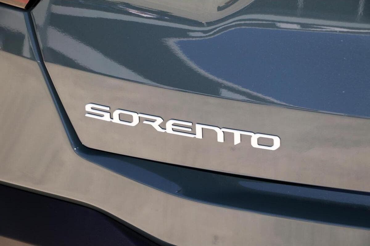2025 Kia Sorento Sport Auto AWD MY25 image 13